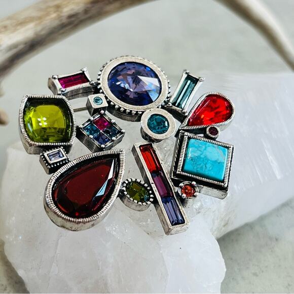 Patricia Locke 2012 Synthesis Crystal Brooch - Picture 14 of 16